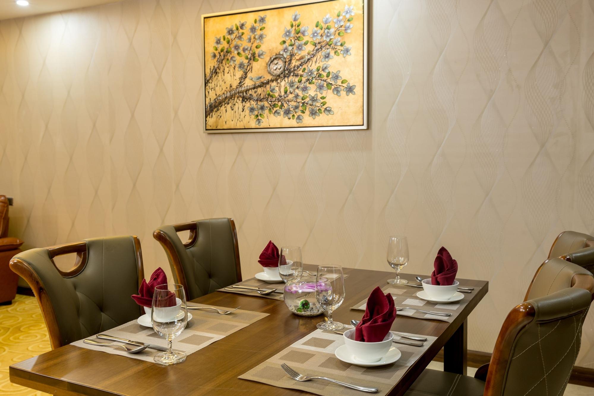 Luxtery Hotel & Spa Дананг Екстериор снимка