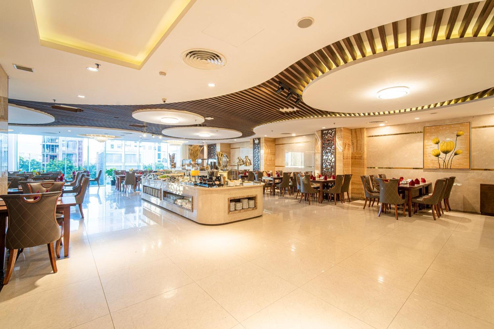 Luxtery Hotel & Spa Дананг Екстериор снимка