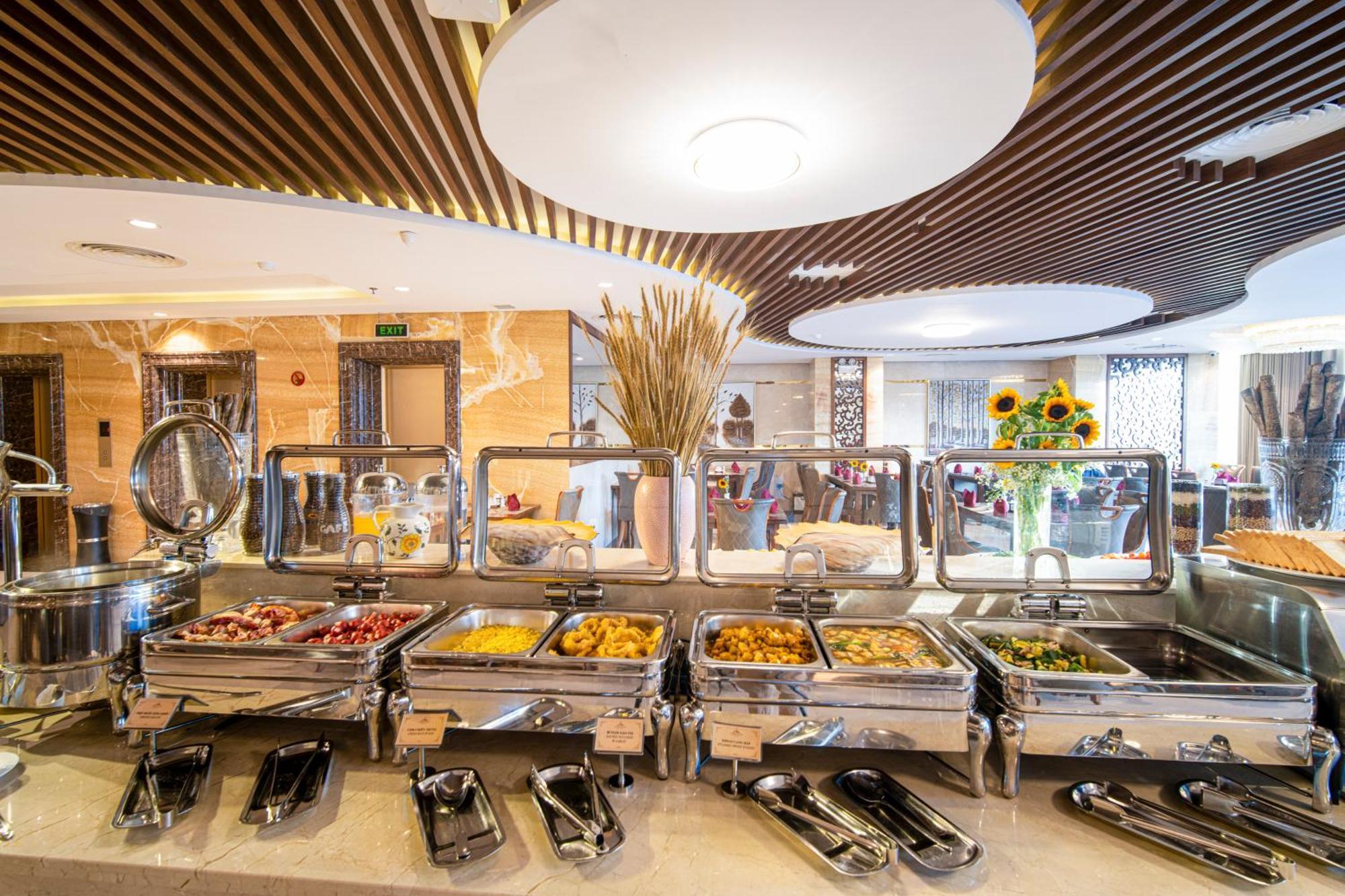 Luxtery Hotel & Spa Дананг Екстериор снимка