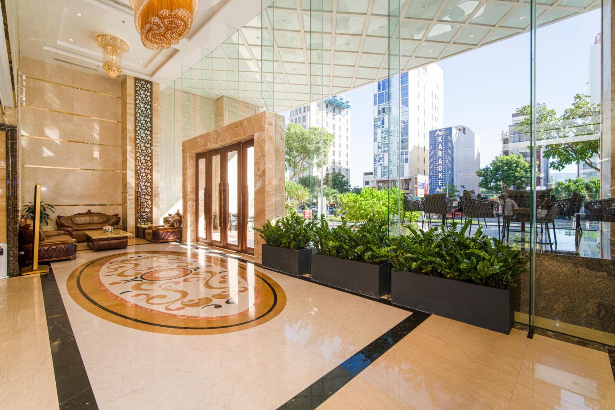 Luxtery Hotel & Spa Дананг Екстериор снимка