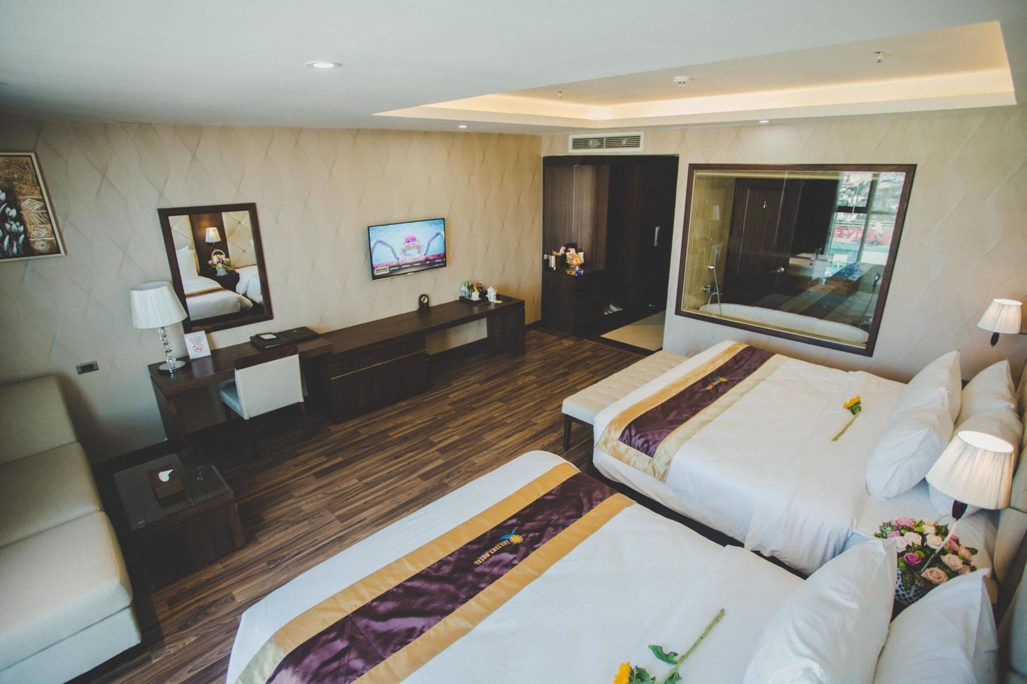 Luxtery Hotel & Spa Дананг Екстериор снимка