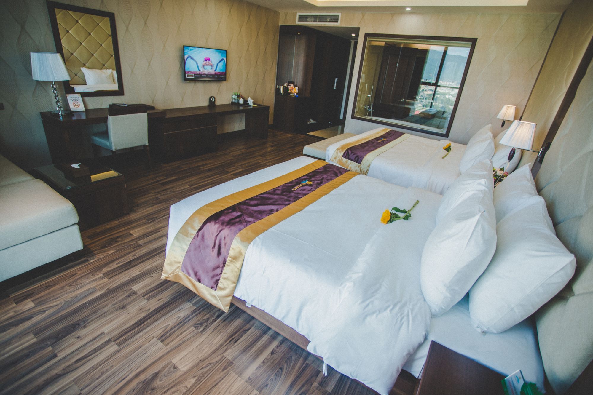Luxtery Hotel & Spa Дананг Екстериор снимка