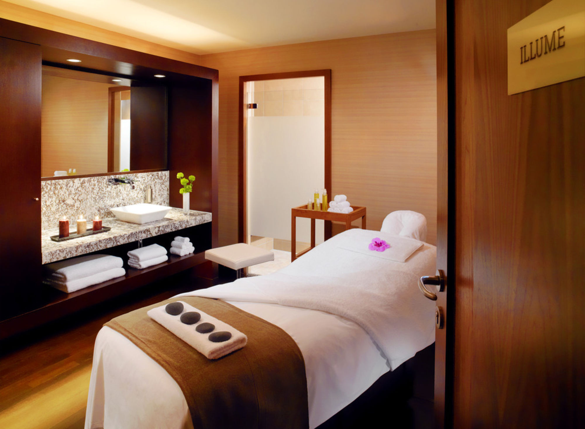 Luxtery Hotel & Spa Дананг Екстериор снимка